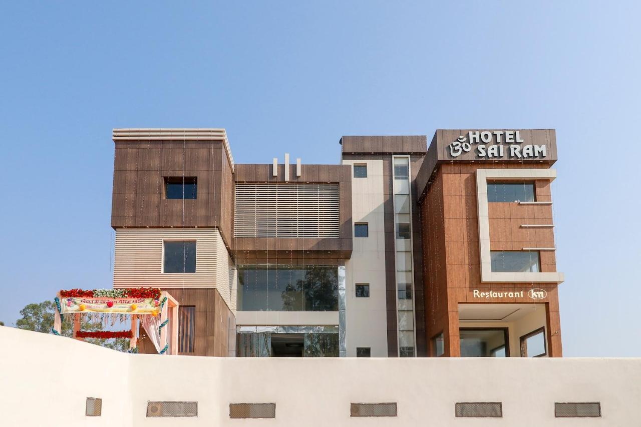 Capital O 63158 Hotel Om Sai Ram Chhatarpur Exterior photo