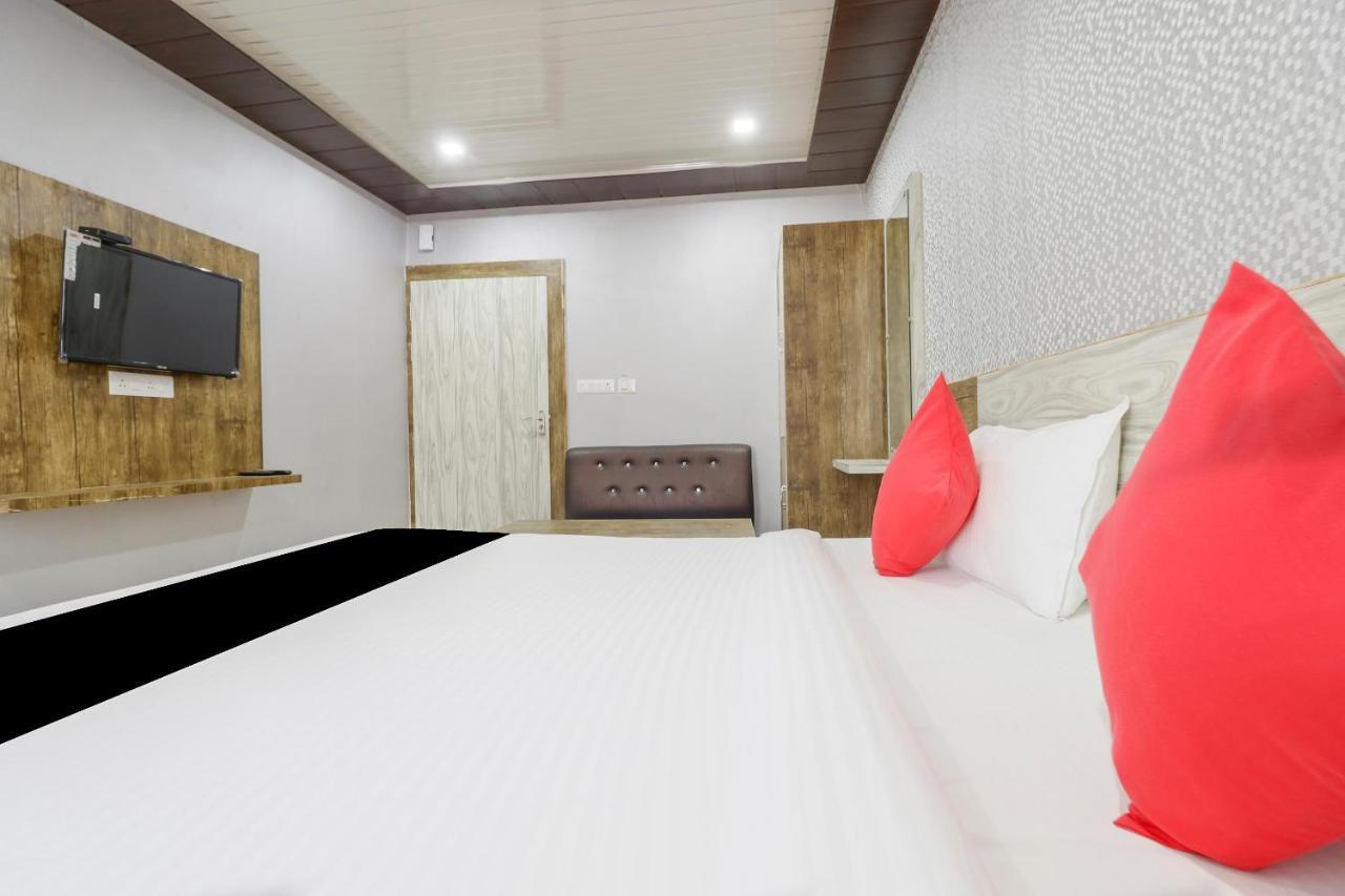 Capital O 63158 Hotel Om Sai Ram Chhatarpur Exterior photo
