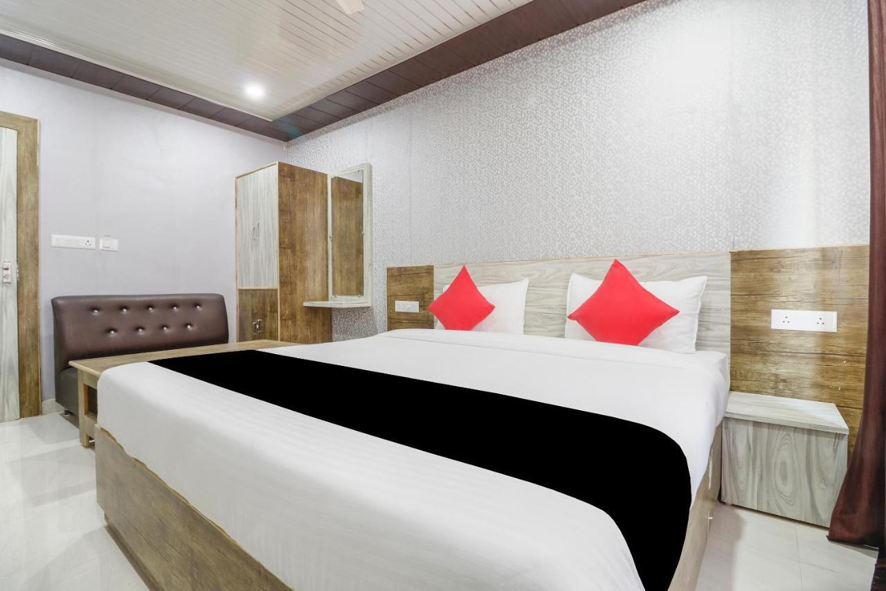 Capital O 63158 Hotel Om Sai Ram Chhatarpur Exterior photo